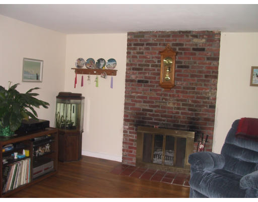3 Fairway Road Acton, MA 01720 - Photo 6 of 10 Gallery Image 6