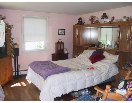 3 Fairway Road Acton, MA 01720 - Photo 8 of 10 Gallery Image 8
