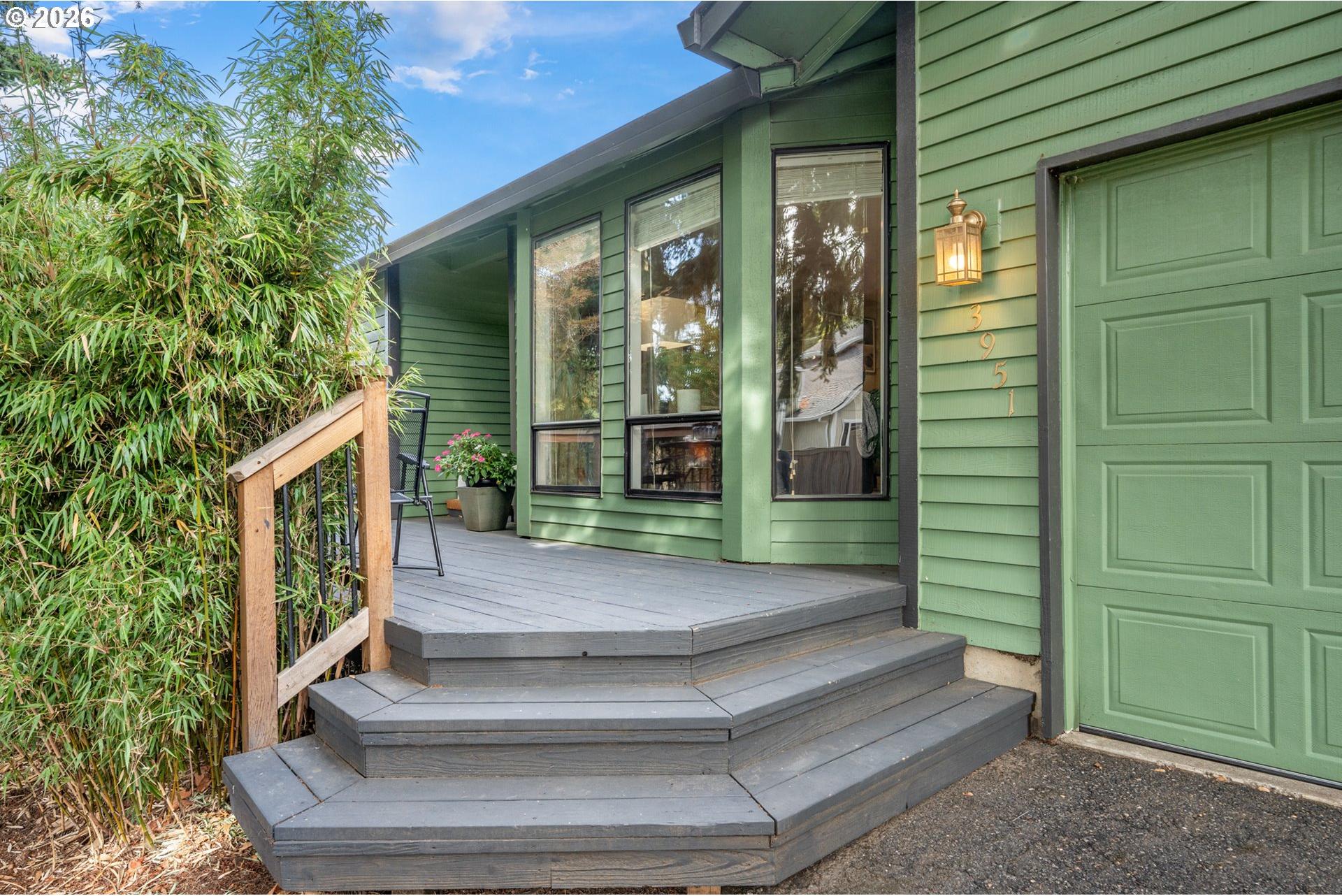 3951 Southwest Canby Street Portland, OR 97219 - Photo 43 of 46 Gallery Image 43