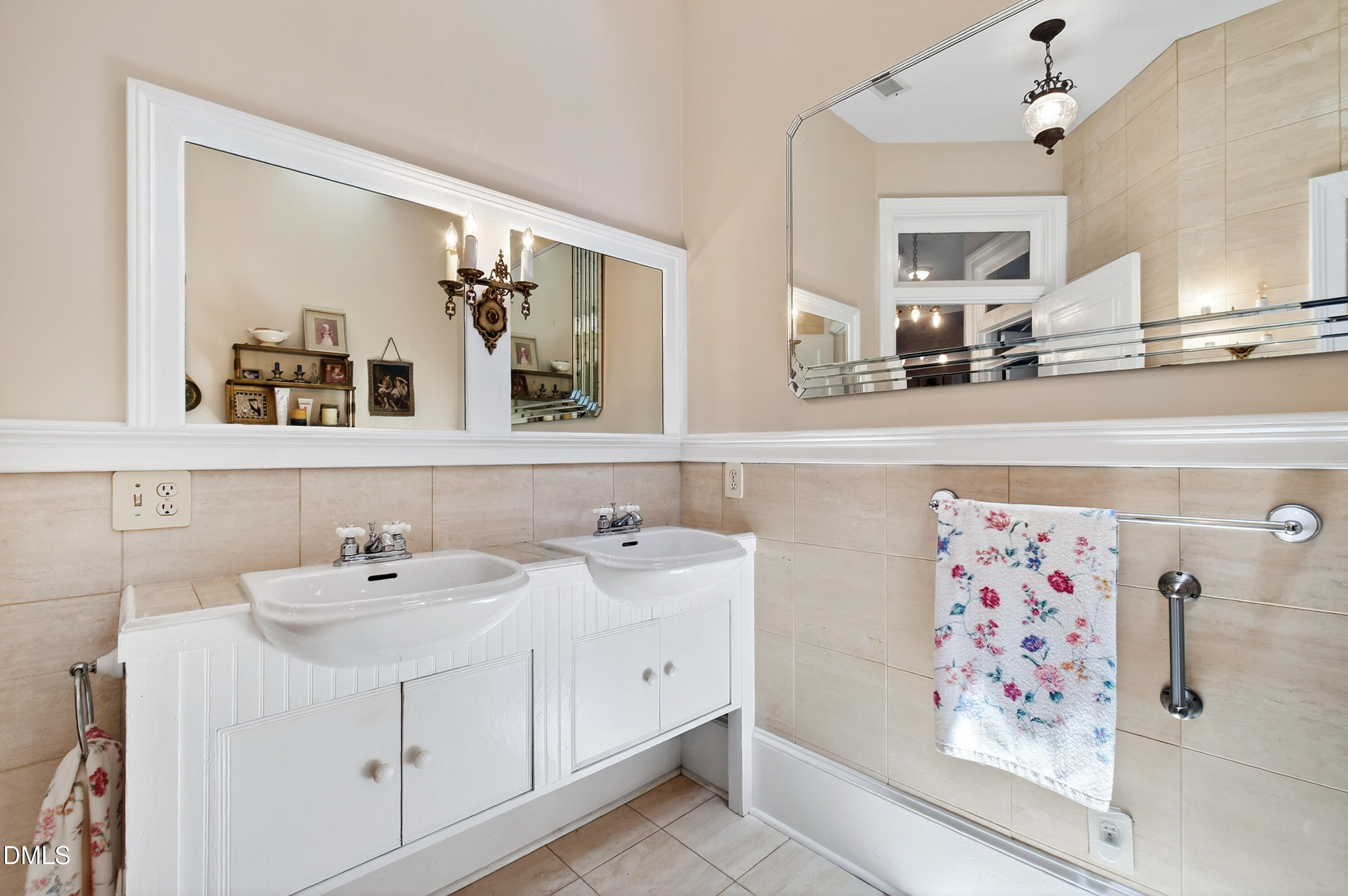 124 North Bloodworth Street Raleigh, NC 27601 - Photo 26 of 61