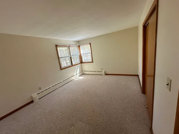 $1,975 | 50 Camden Street, Unit 1, South Hadley, MA 01075