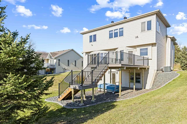 $740,000 | 3102 26th Avenue South, Fargo, ND 58103