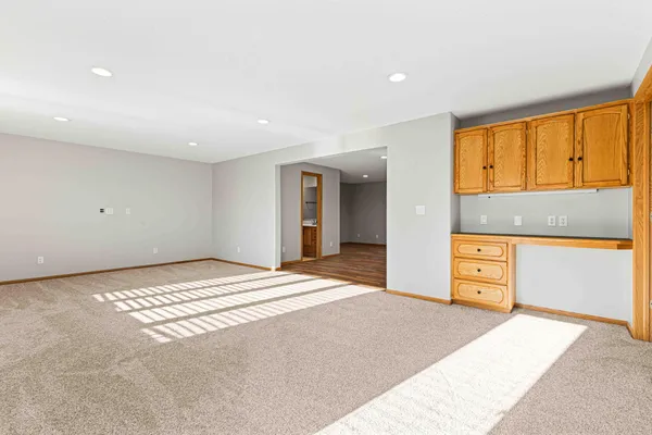$740,000 | 3102 26th Avenue South, Fargo, ND 58103