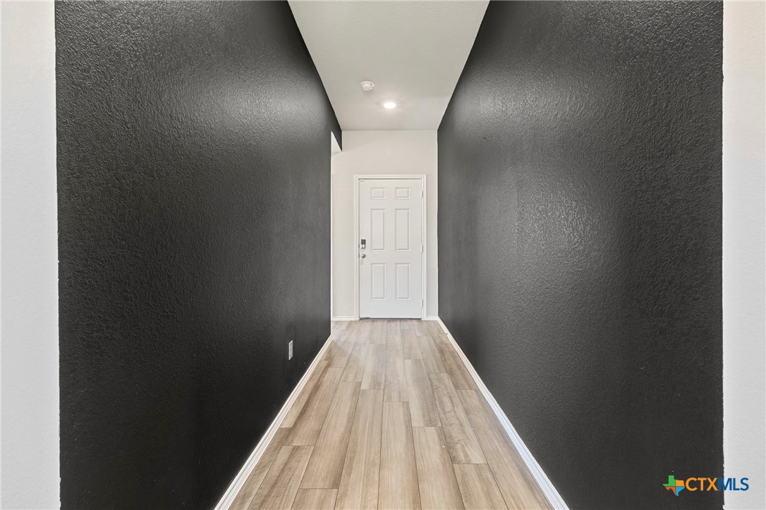 8516 Cantera Rdg Road Temple, TX 76502 - Photo 16 of 36 Hallway