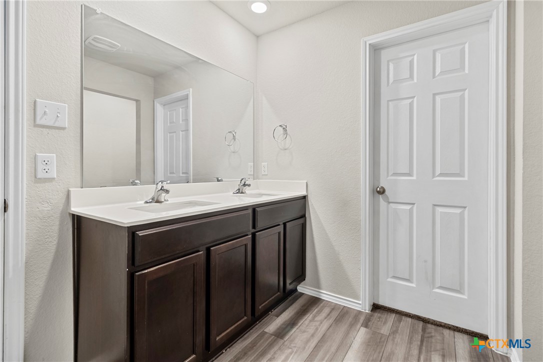 8516 Cantera Rdg Road Temple, TX 76502 - Photo 24 of 36 Full Bathroom