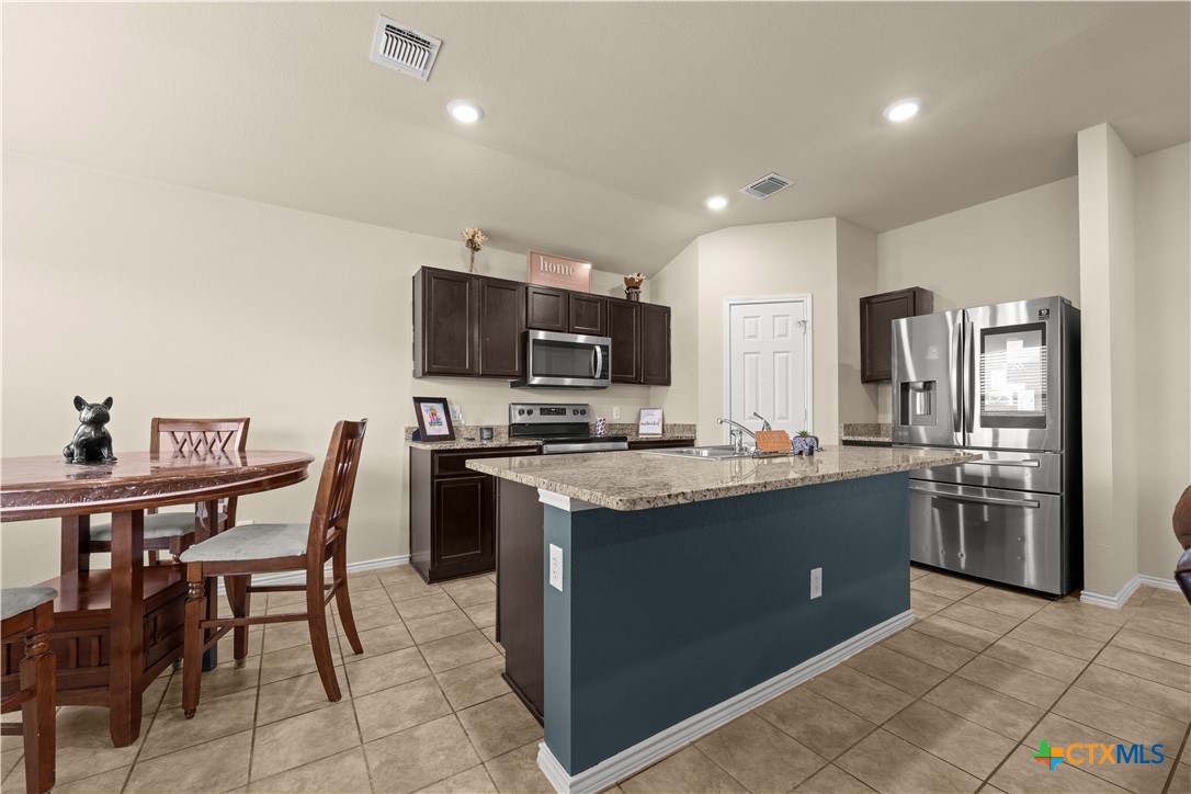 6115 Sally Ride Lane Killeen, TX 76543 - Photo 16 of 32