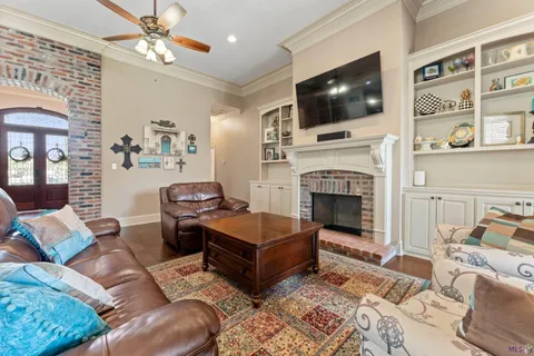 $560,000 | 36516 Oak Park Avenue, Prairieville, LA 70769