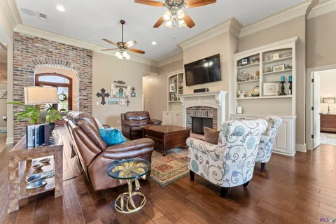 $560,000 | 36516 Oak Park Avenue, Prairieville, LA 70769