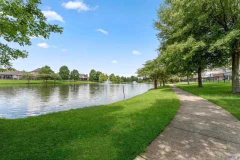 $560,000 | 36516 Oak Park Avenue, Prairieville, LA 70769