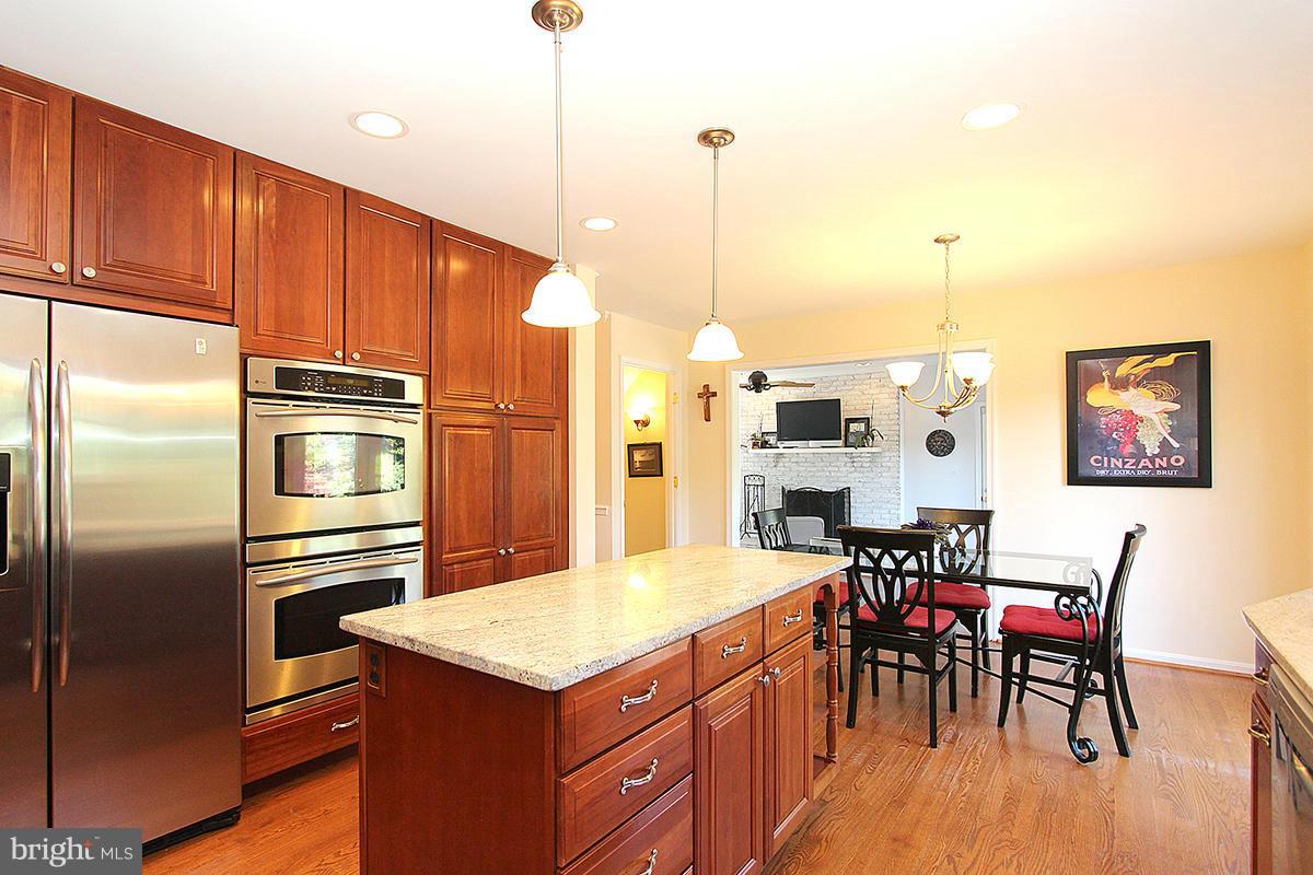4205 Gregg Road Brookeville, MD 20833 - Photo 8 of 30 Kitchen