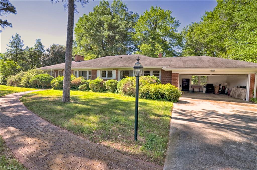 377 Arnold Road Lexington, NC 27295 - Photo 3 of 28 Gallery Image 3