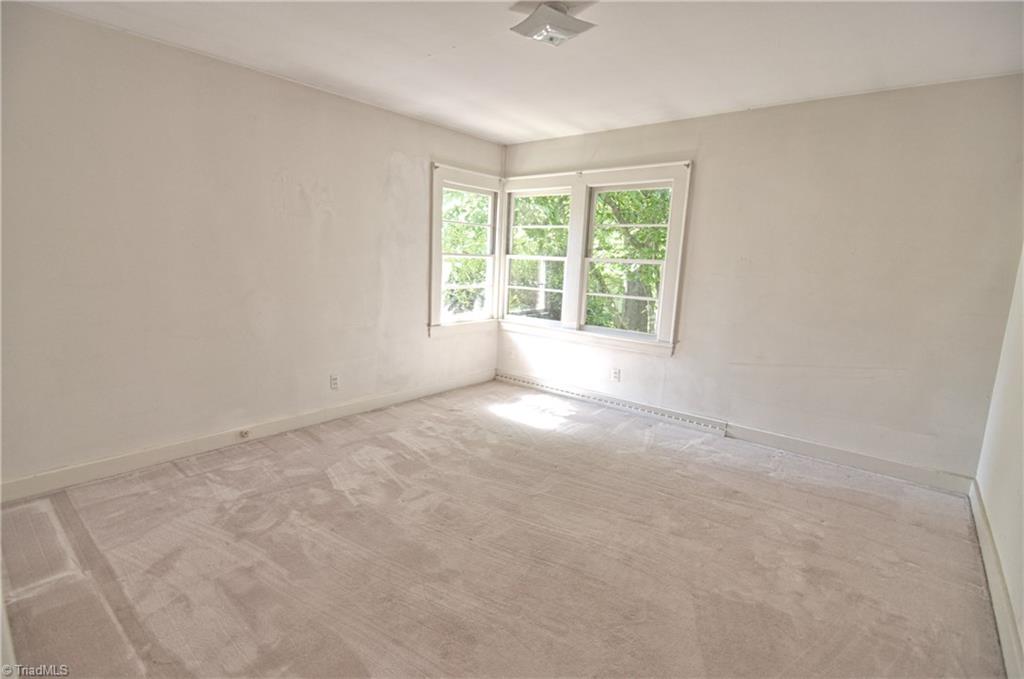 377 Arnold Road Lexington, NC 27295 - Photo 22 of 28 Gallery Image 22