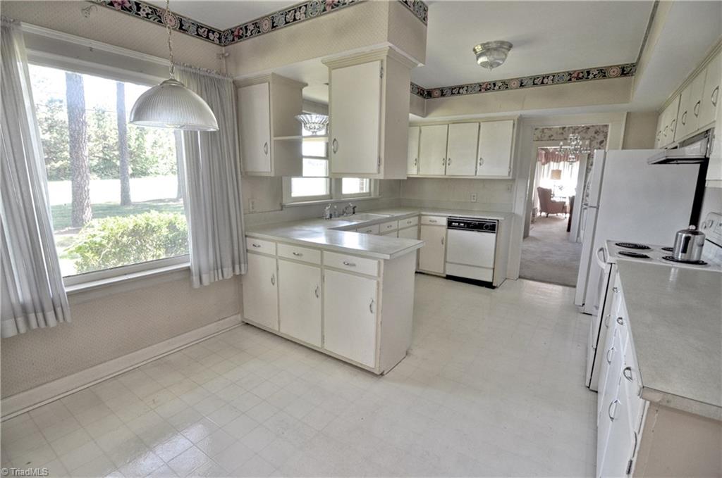 377 Arnold Road Lexington, NC 27295 - Photo 10 of 28 Gallery Image 10