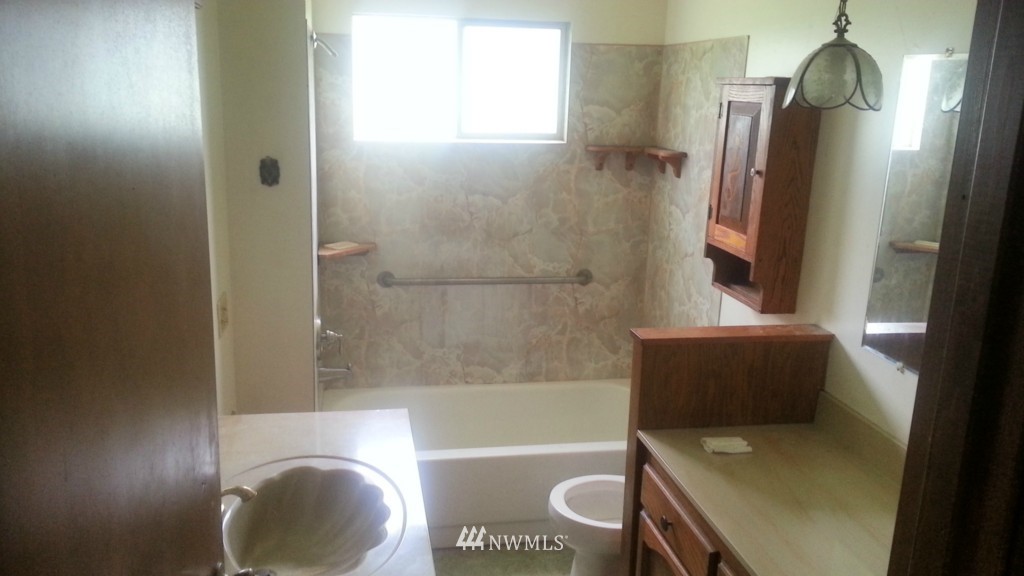 1890 Collins Road Buckley, WA 98321 - Photo 7 of 8