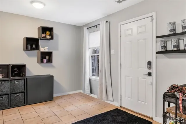 $169,900 | 3426 Nebraska Avenue, St. Louis, MO 63118