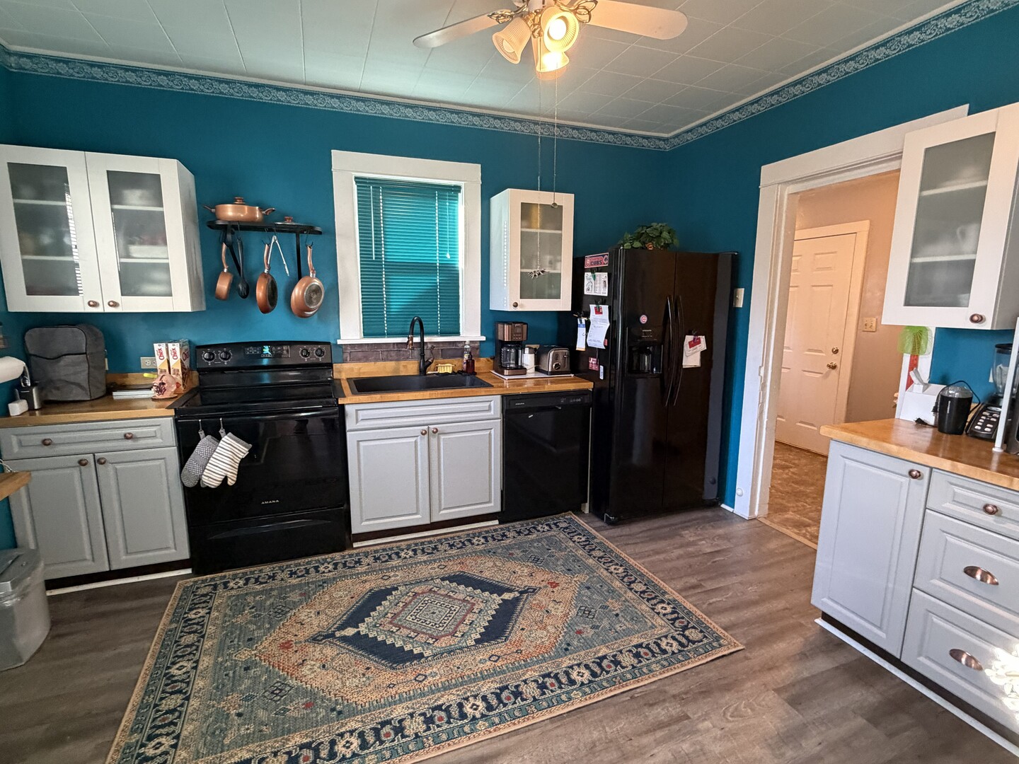 304 Avenue D Rochelle, IL 61068 - Photo 2 of 15