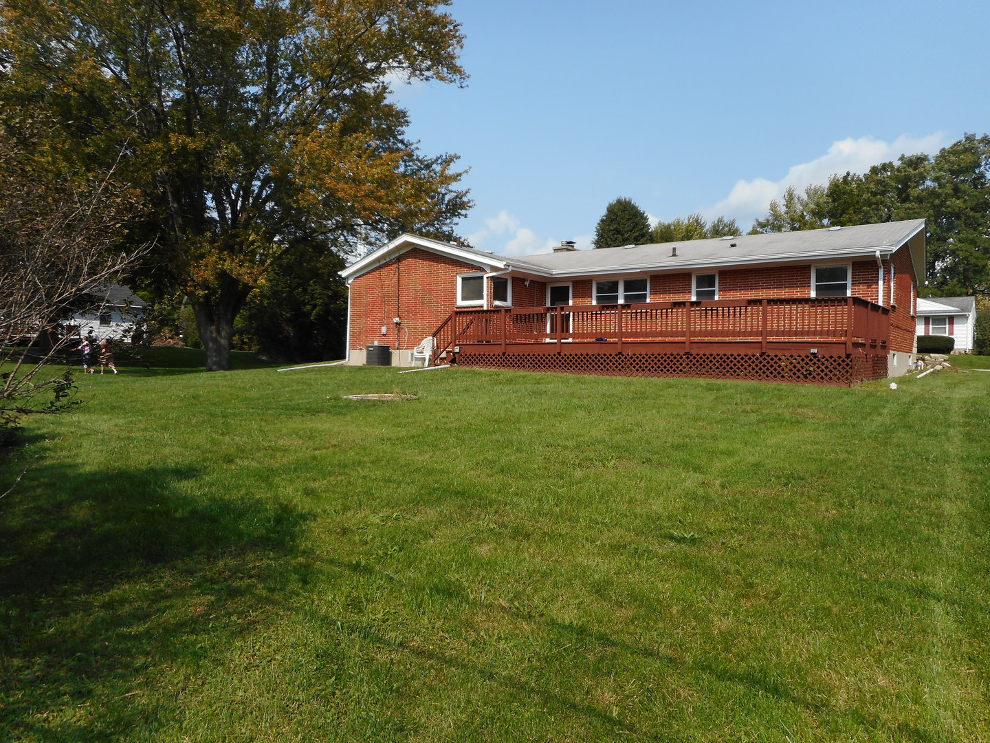 3215 Biscayne Road McHenry, IL 60050 - Photo 3 of 35