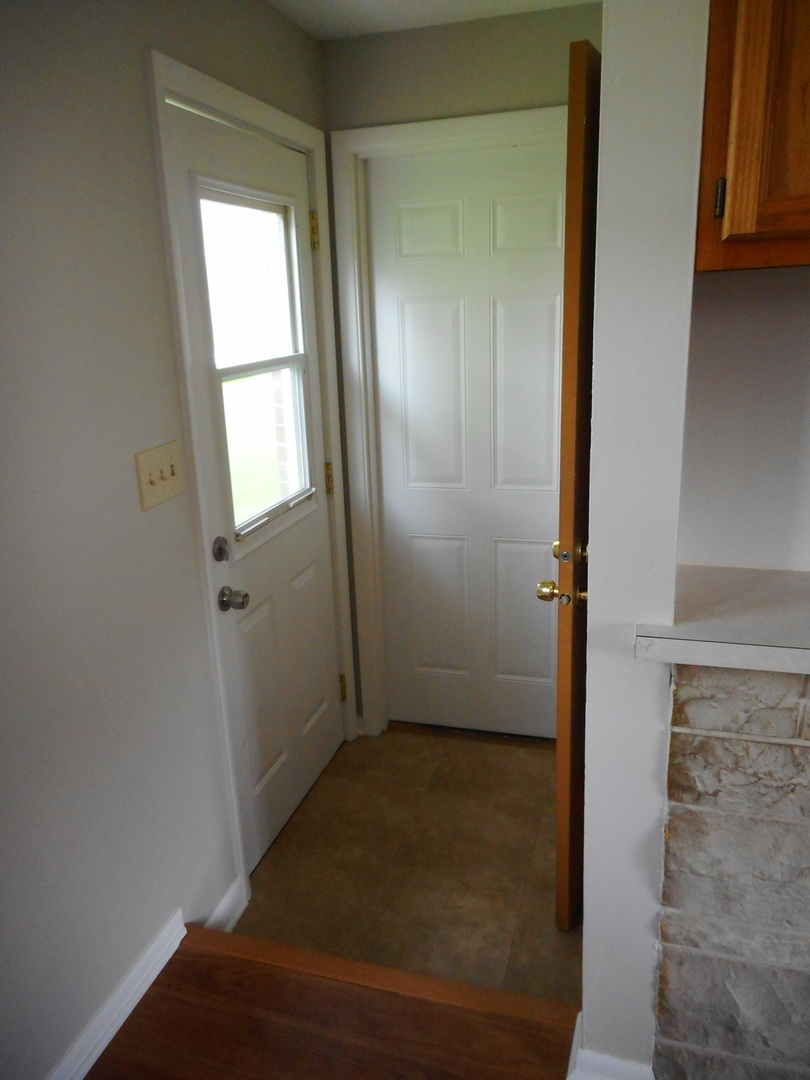 3215 Biscayne Road McHenry, IL 60050 - Photo 22 of 35