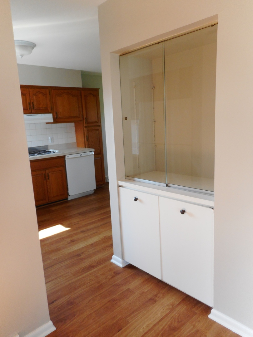 3215 Biscayne Road McHenry, IL 60050 - Photo 8 of 35