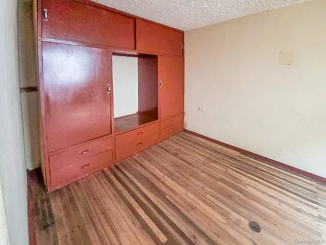 $185,000 | 271 C Escultor Ayabaca Cuenca Ecuador, Chicopee, MA 01020