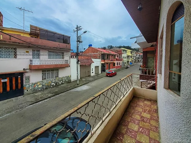 $185,000 | 271 C Escultor Ayabaca Cuenca Ecuador, Chicopee, MA 01020