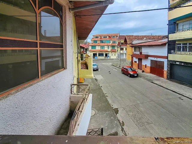 $185,000 | 271 C Escultor Ayabaca Cuenca Ecuador, Chicopee, MA 01020