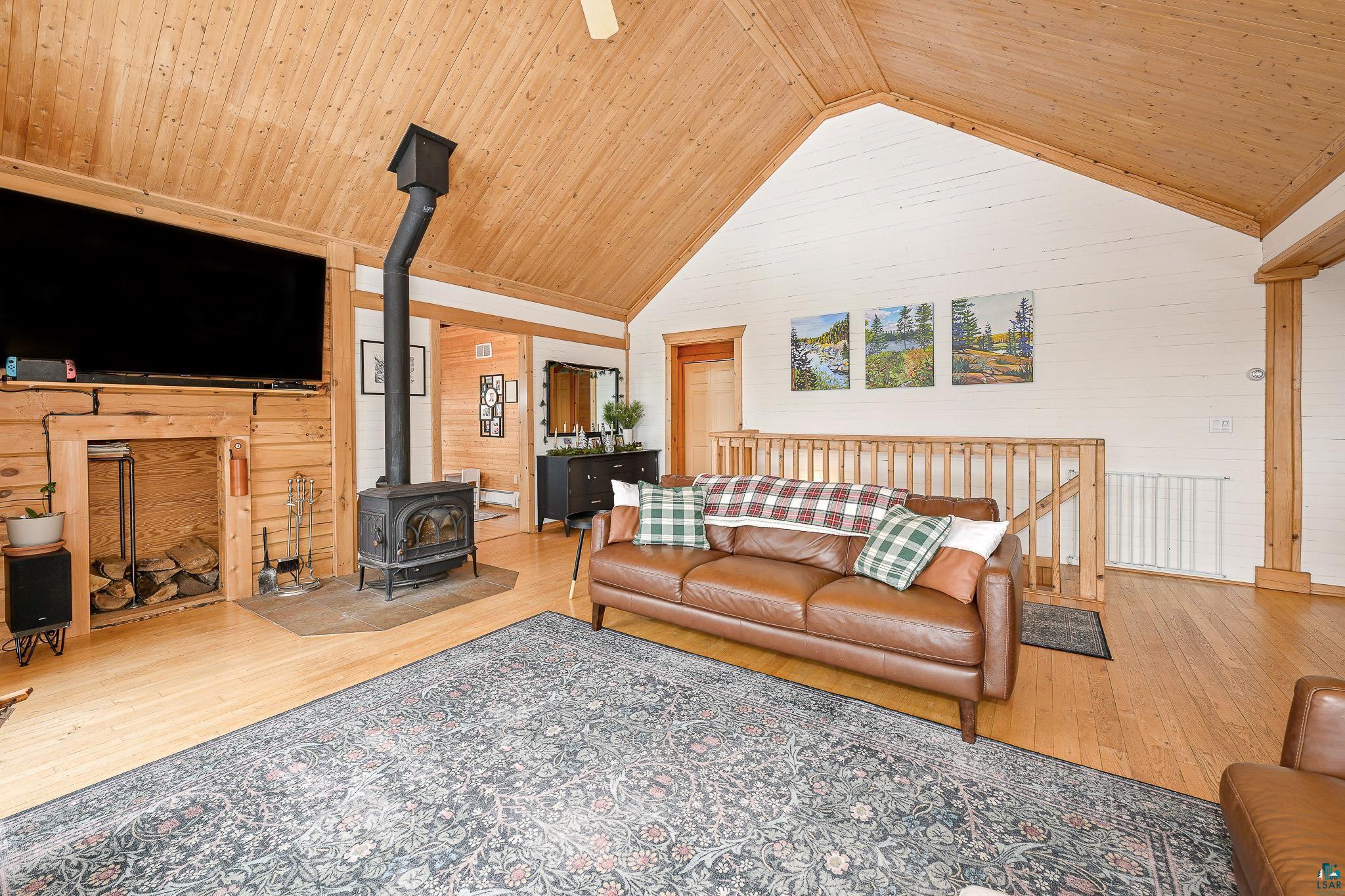 7001 Olson Road Two Harbors, MN 55616 - Photo 11 of 40