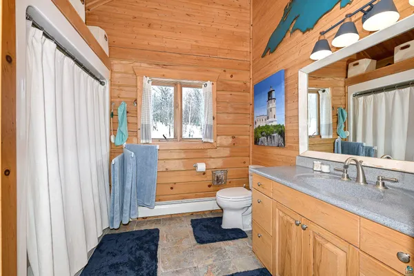 $699,900 | 7001 Olson Road, Two Harbors, MN 55616
