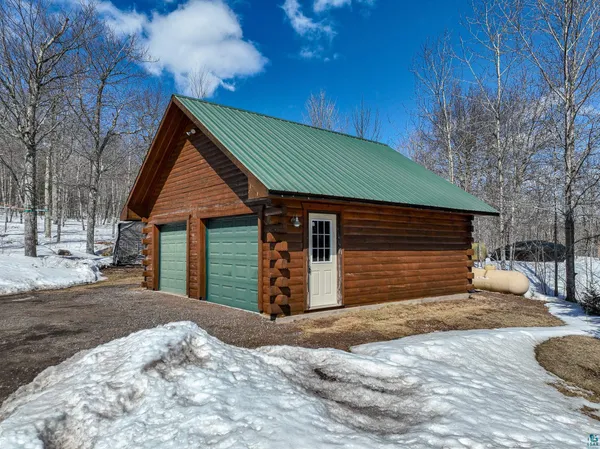 $699,900 | 7001 Olson Road, Two Harbors, MN 55616