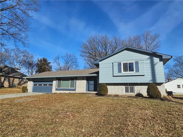 $280,000 | 1107 South 2nd Street, Leavenworth, KS 66048