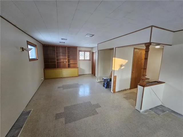 $280,000 | 1107 South 2nd Street, Leavenworth, KS 66048