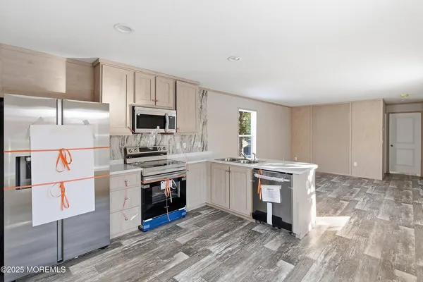 $185,000 | 2 Lace Bark Lane, Jackson, NJ 08527