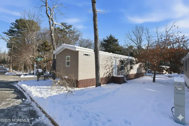 $185,000 | 2 Lace Bark Lane, Jackson, NJ 08527