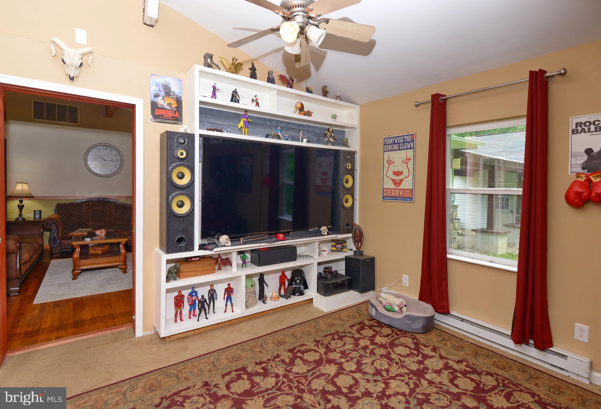 1058 Bucks Road Perkasie, PA 18944 - Photo 23 of 33