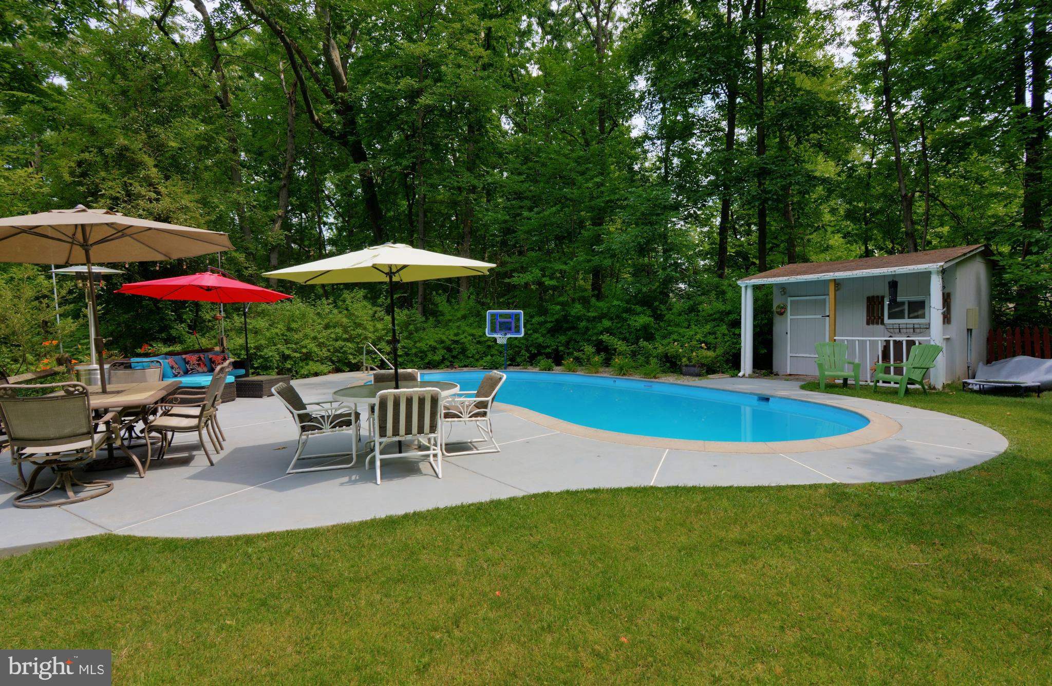 1058 Bucks Road Perkasie, PA 18944 - Photo 6 of 33