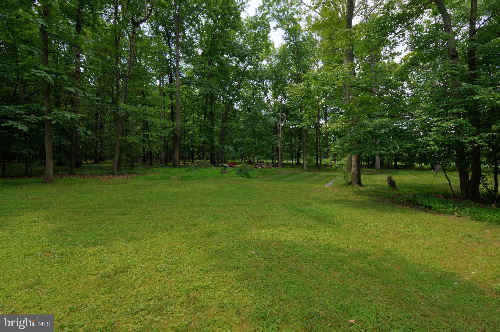 1058 Bucks Road Perkasie, PA 18944 - Photo 8 of 33