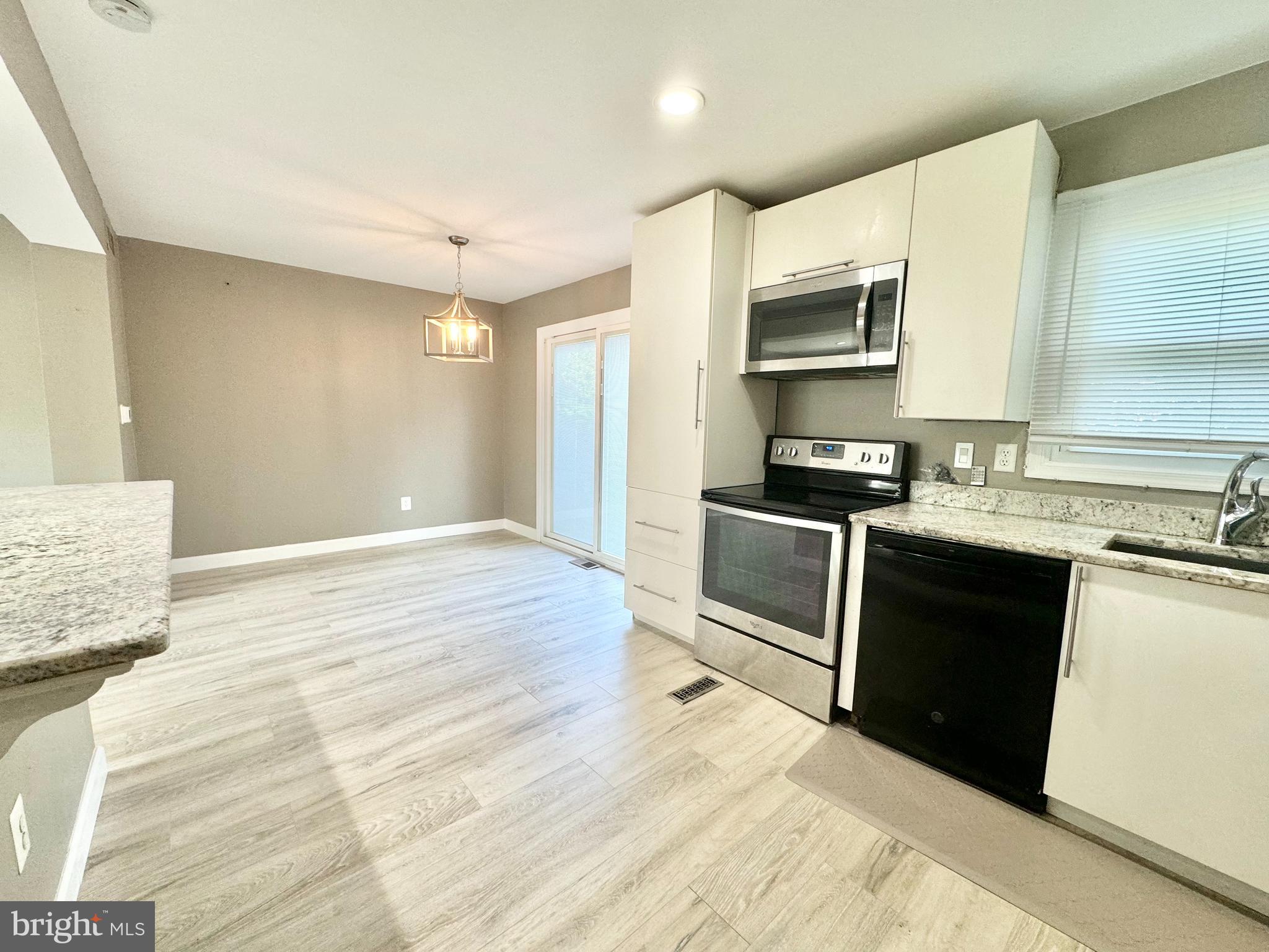 129 A New Albany Road Moorestown, NJ 08057 - Photo 8 of 16 kitchen