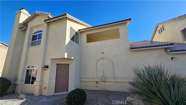 $2,000 | 16115 Apple Valley Road, Unit 7, Apple Valley, CA 92307
