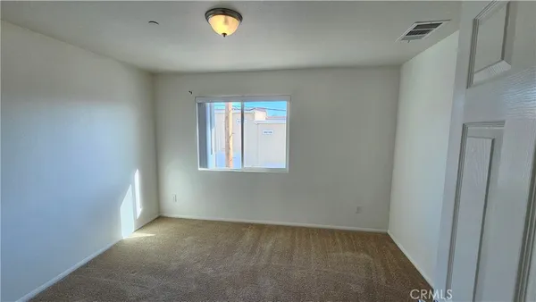$2,000 | 16115 Apple Valley Road, Unit 7, Apple Valley, CA 92307