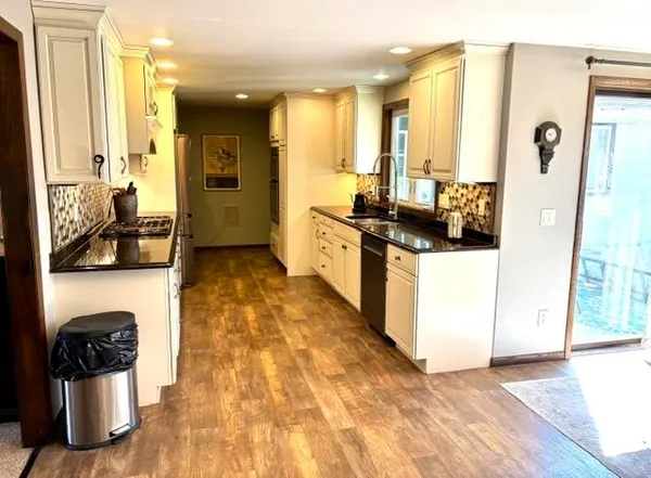$384,900 | 907 Lamar Drive, Milton, WI 53563