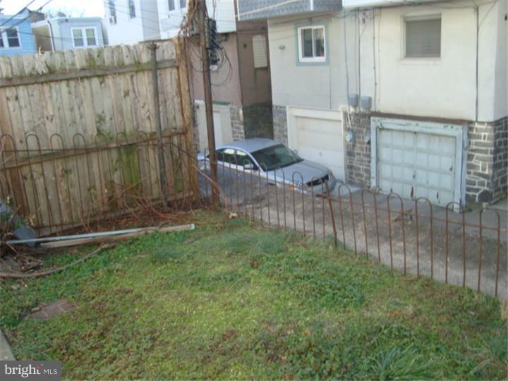 1122 Marlyn Road Philadelphia, PA 19151 - Photo 14 of 23 Gallery Image 14