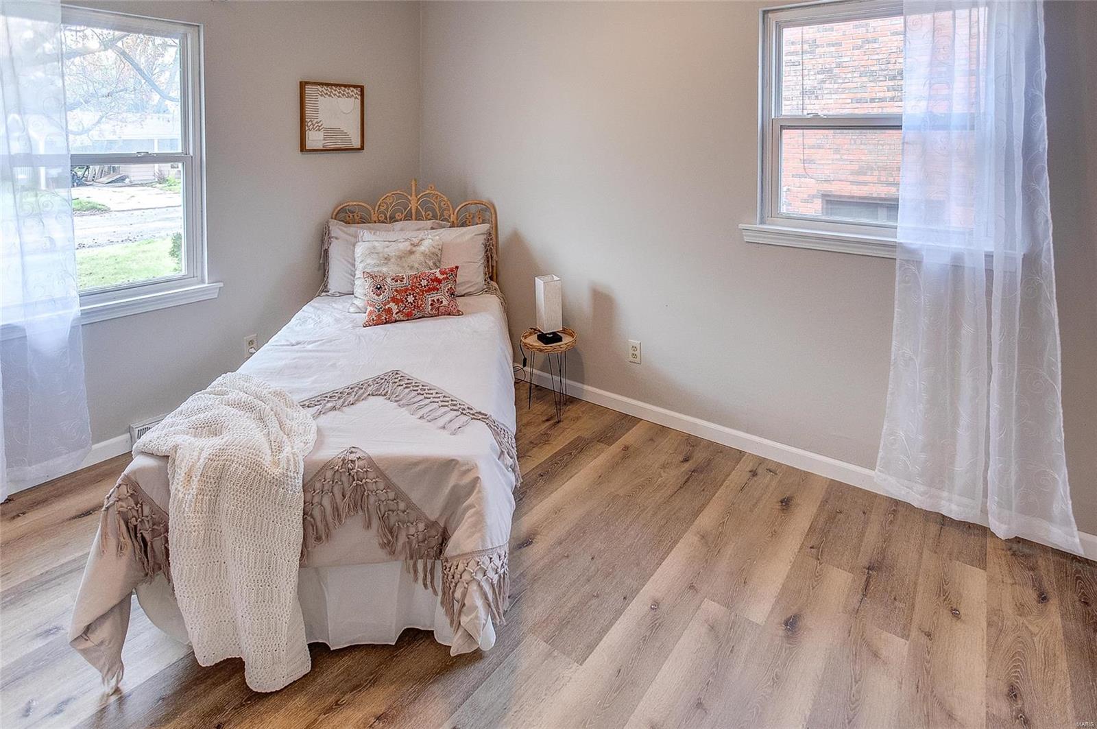 114 George Street Brighton, IL 62012 - Photo 17 of 28 Gallery Image 17