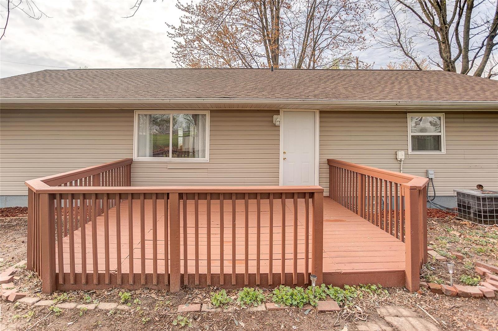 114 George Street Brighton, IL 62012 - Photo 25 of 28 Gallery Image 25