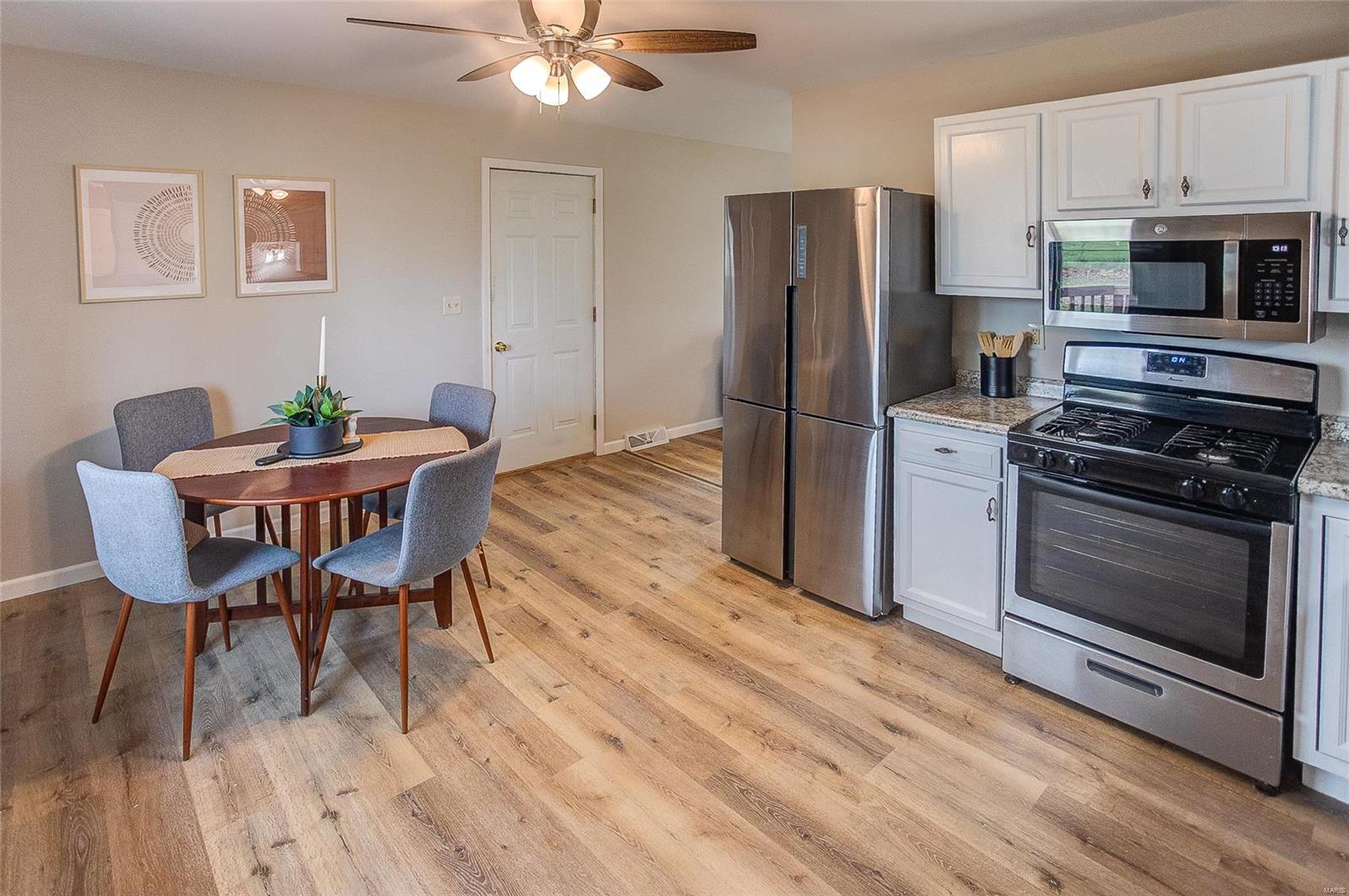 114 George Street Brighton, IL 62012 - Photo 10 of 28 Gallery Image 10