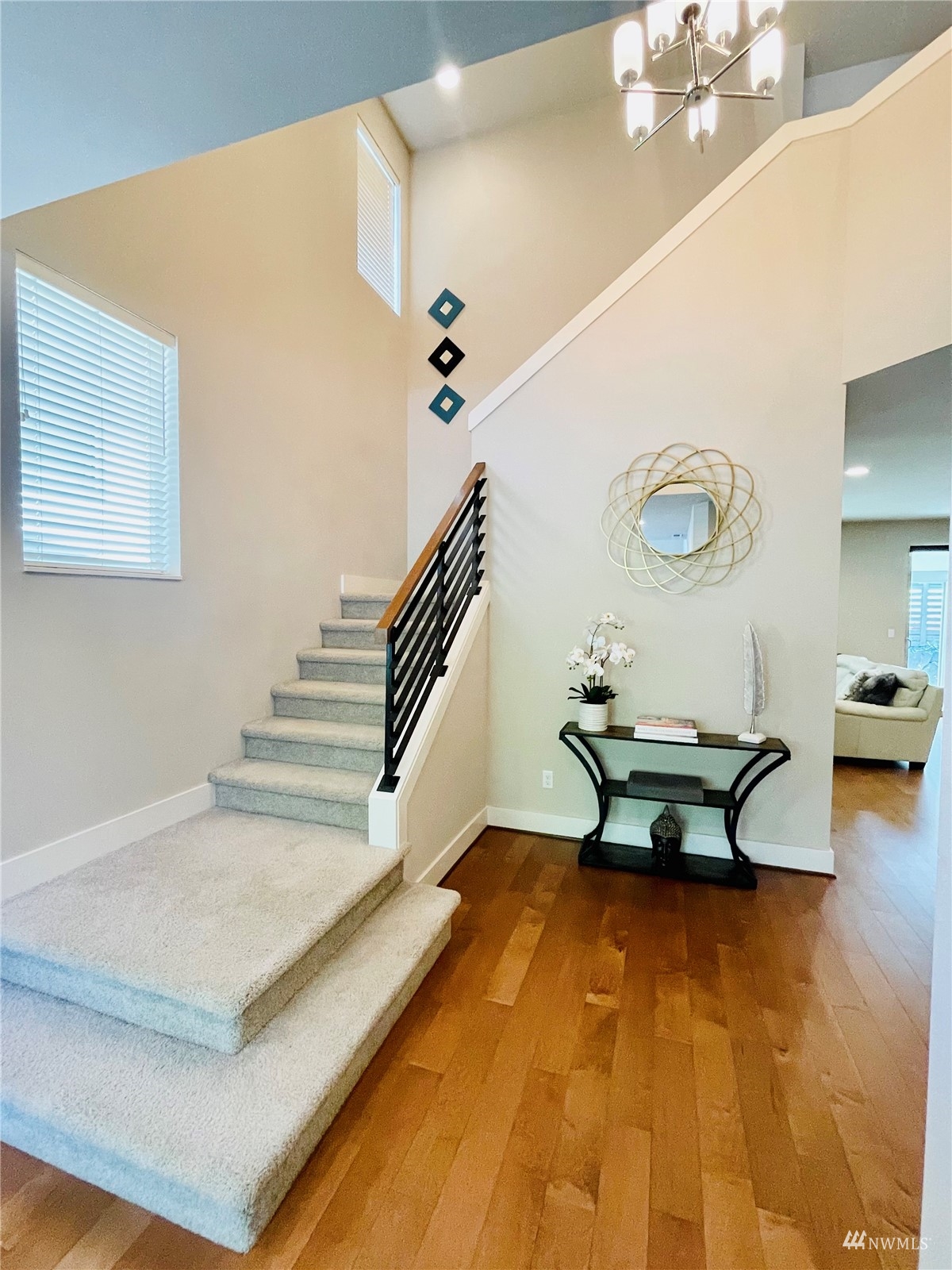 5203 Northeast 12th Street Renton, WA 98059 - Photo 2 of 31