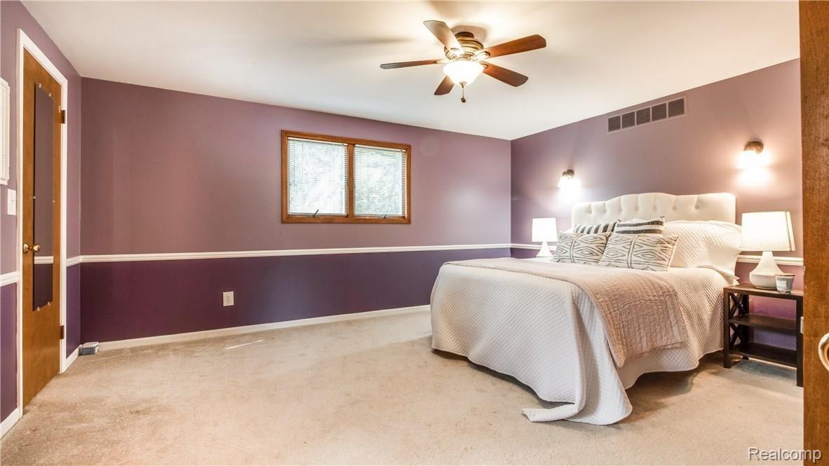 5097 Aintree Court Rochester, MI 48306 - Photo 29 of 41 Interiors (30 of 48).jpg