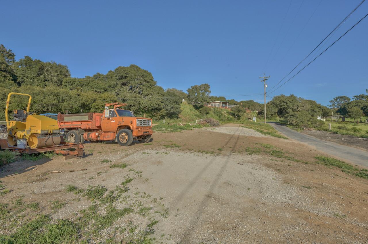 8770 Dyer Road Salinas, CA 93907 - Photo 14 of 16 Gallery Image 14