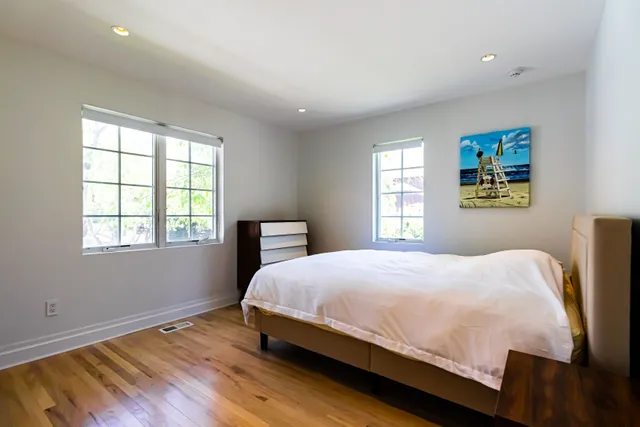 $125,000 | 10 Blackwatch Court, Southampton, NY 11968