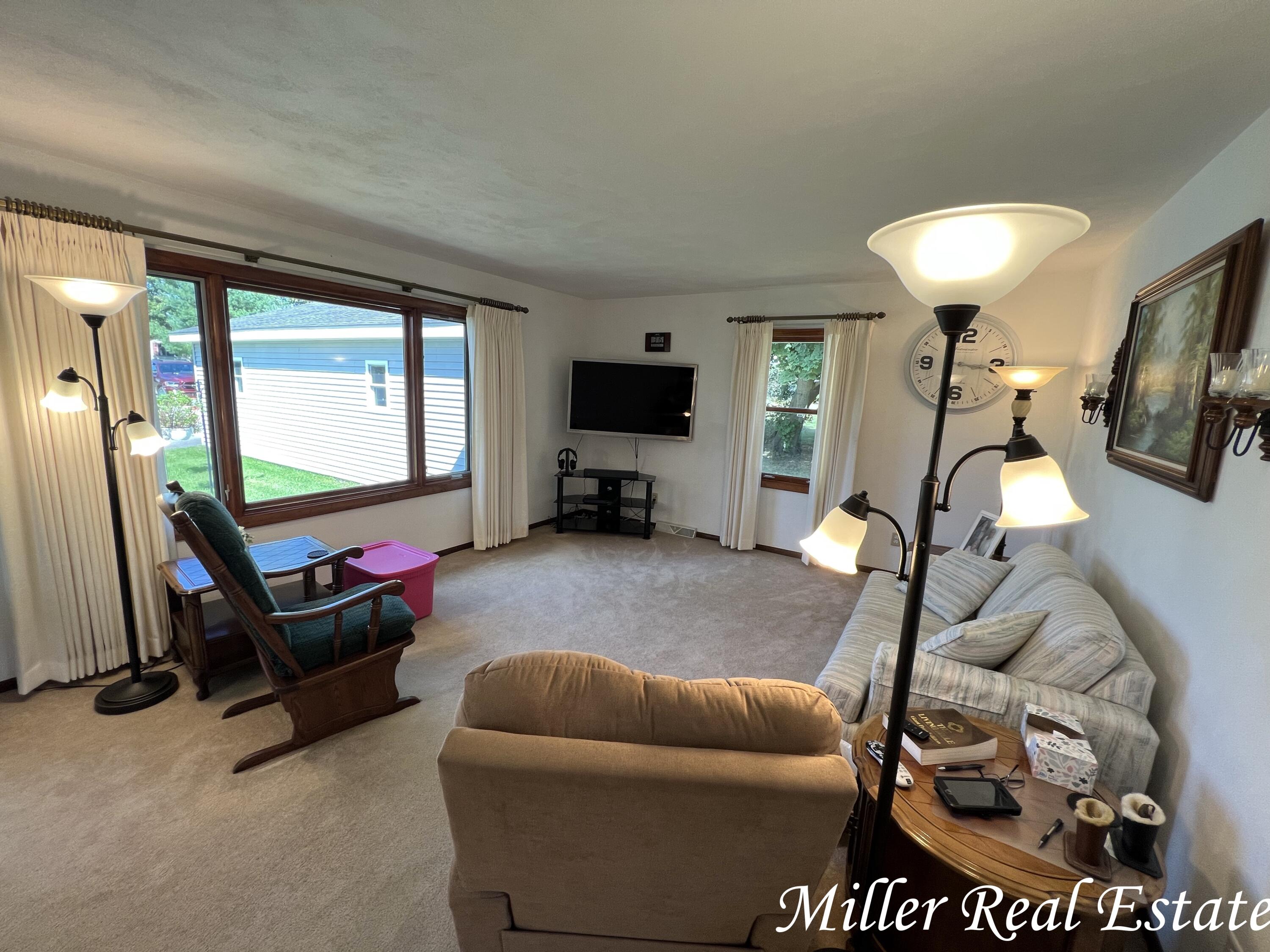 129 West Hobbs Road Delton, MI 49046 - Photo 3 of 24 MILLER MEANS SOLD!13