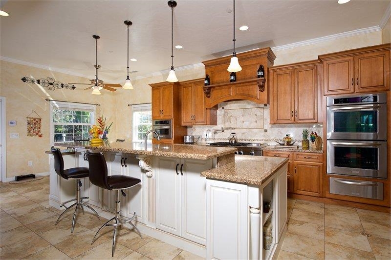 16166 Martincoit Road Poway, CA 92064 - Photo 11 of 25